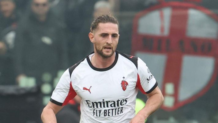 Adrien Rabiot (centrocampista AC Milan), qui durante Cremonese-Milan 0-2 (Serie A 2025-2026) | News (Getty Images) Paganin: 'Milan secondo con merito? Le coppe fanno la differenza. Ma è leggermente dietro l'Inter'