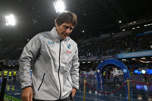 Antonio Conte, tecnico del Napoli. (Photo by Francesco Pecoraro/Getty Images) L’irrequietezza di Gasperini e l’annientamento totale di Conte: “La dolce vita” dipinge Roma-Napoli- immagine 4