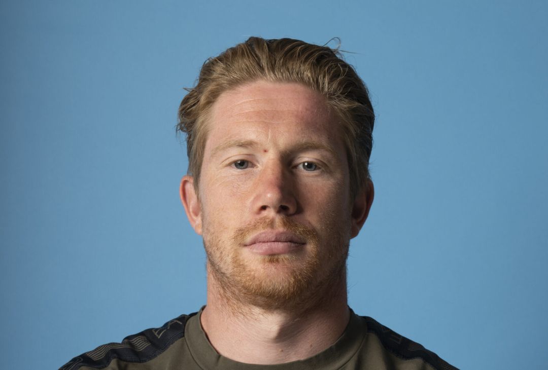 I primi scatti ufficiali di De Bruyne con la divisa del Napoli – LA FOTOGALLERY - immagine 3