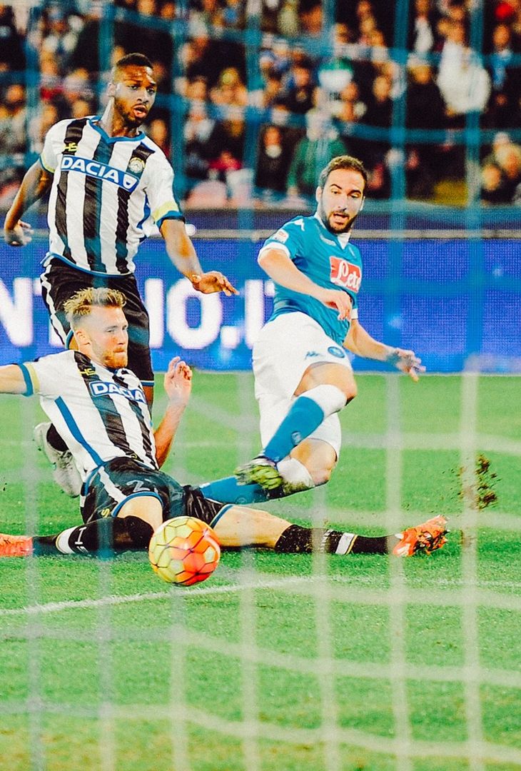 GALLERY Napoli-Udinese, viaggio nei ricordi: gli scatti più belli delle sfide passate - immagine 7