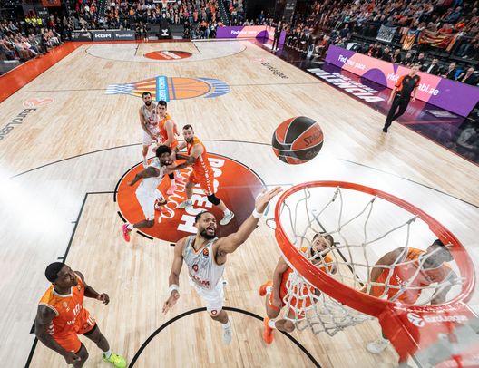 Paris-Monaco: probabili quintetti base e streaming del match- immagine 5