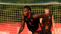 Costacurta: “Un messaggio arriva dal Milan, Leao non è più fondamentale. Può aiutarlo”