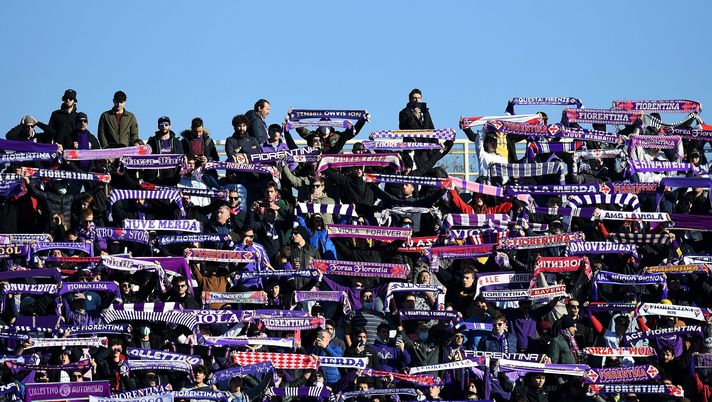 Verona-Fiorentina, in mille i tifosi viola al Bentegodi Verona-Fiorentina, in mille i tifosi viola al Bentegodi - immagine 1