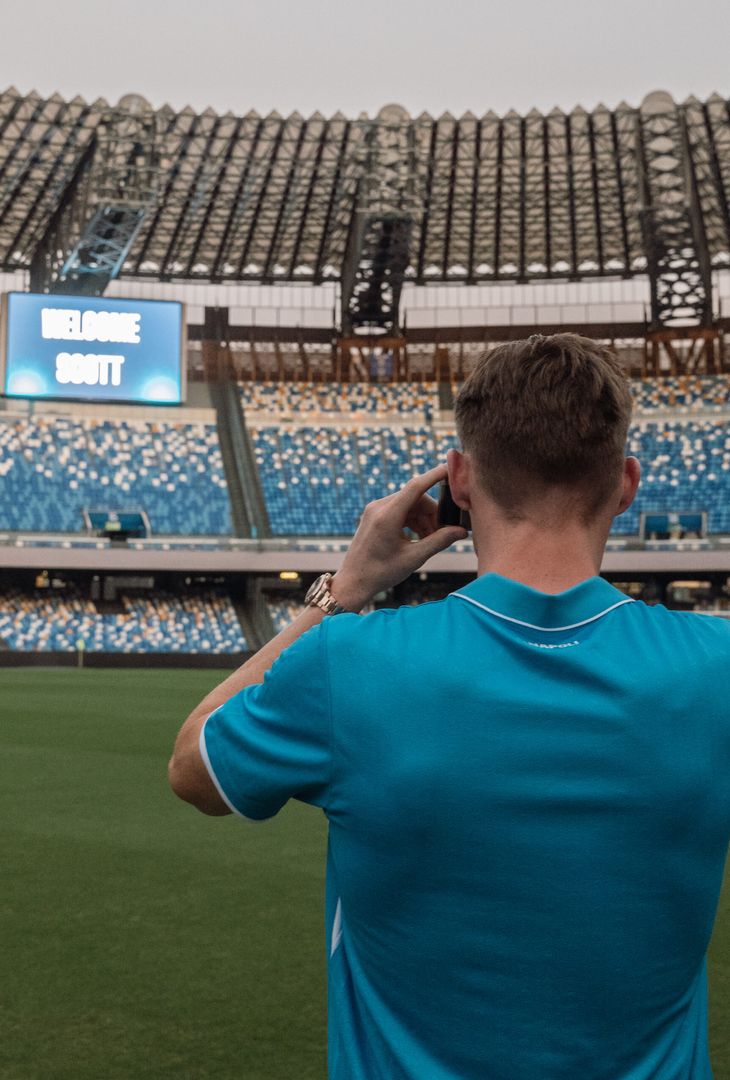 GALLERY Le prime foto di McTominay con la maglia del Napoli: set speciale per lui - immagine 9