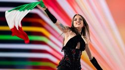 Angelina Mango torna in università: l’annuncio social della cantante