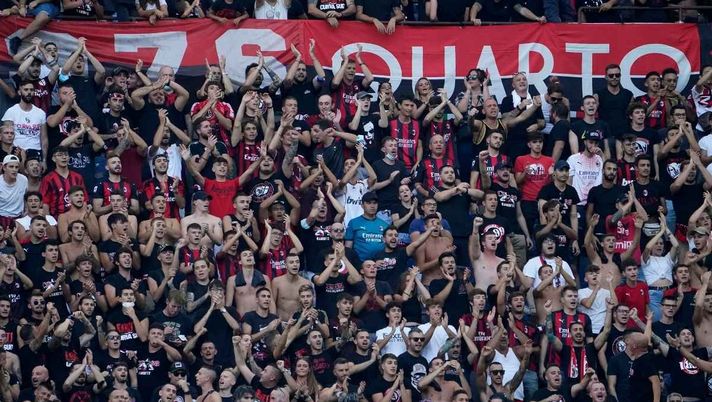 Napoli-Milan, l'appello della Curva Sud: 'Sabato mattina tutti a Milanello'