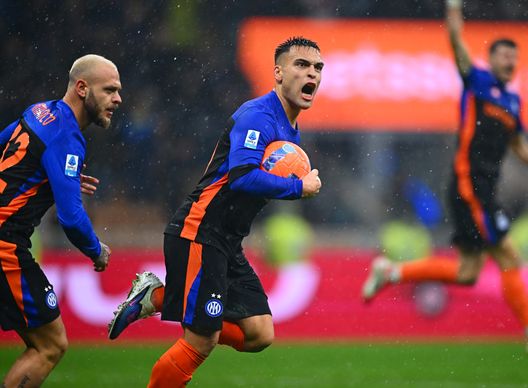 MILANO, ITALIA - 23 GENNAIO: Lautaro Martínez dell'FC Internazionale esulta dopo aver segnato il gol durante la partita di Serie A tra FC Internazionale e Pisa SC allo Stadio Giuseppe Meazza il 23 gennaio 2026 a Milano, Italia. (Photo by Mattia Pistoia - Inter/Inter via Getty Images) Inter-Pisa, prima fuga Scudetto: sei gol, sei punti di vantaggio ma due problemi da risolvere- immagine 5