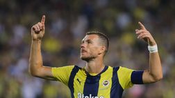 Edin Dzeko alla Fiorentina, ora è ufficiale: il Cigno di Sarajevo torna in A