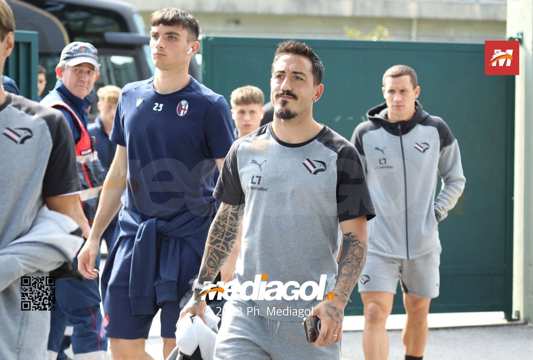 FOTO Bologna-Palermo, i rosanero arrivano allo stadio di Rovereto (Gallery) - immagine 15