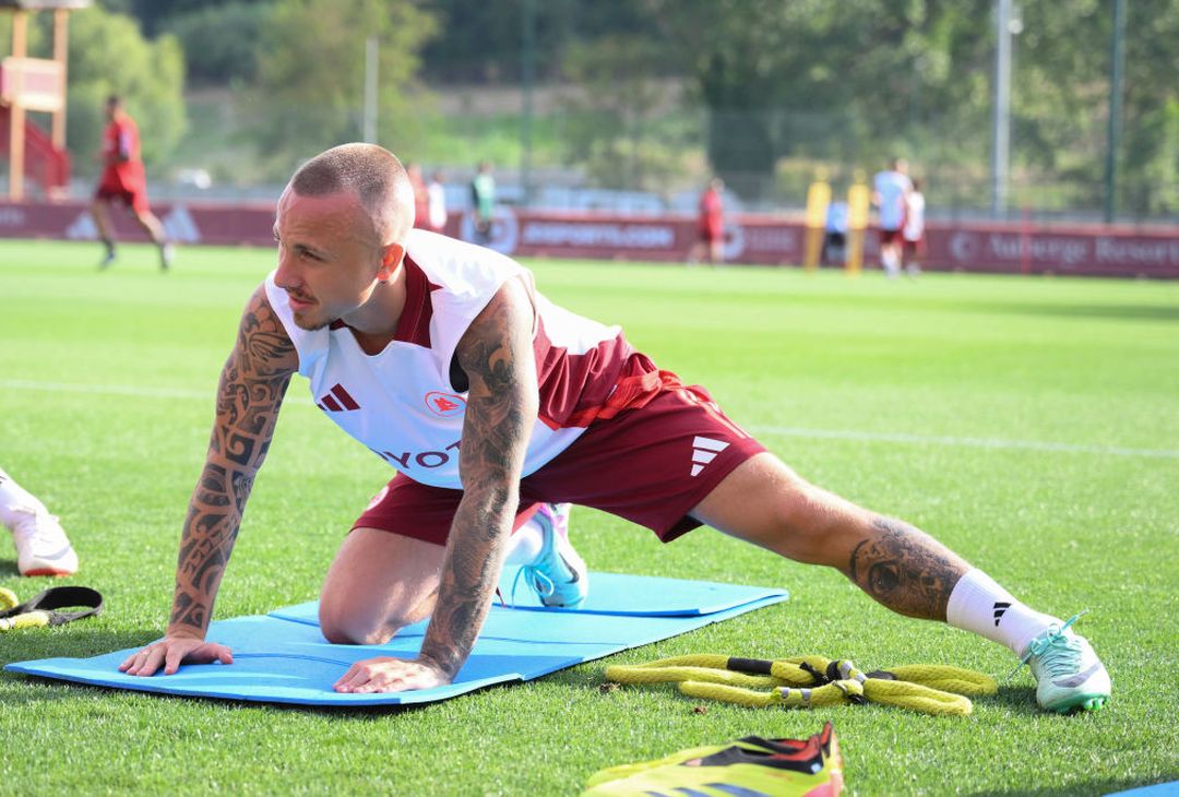 Roma, inizia il ritiro – FOTO GALLERY - immagine 44