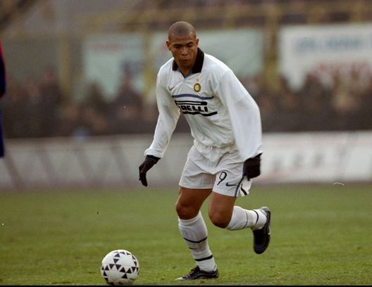 Ibrahimovic: “Ronaldo il Fenomeno più forte di sempre. Lo studiavo e nel derby 2007…”- immagine 4