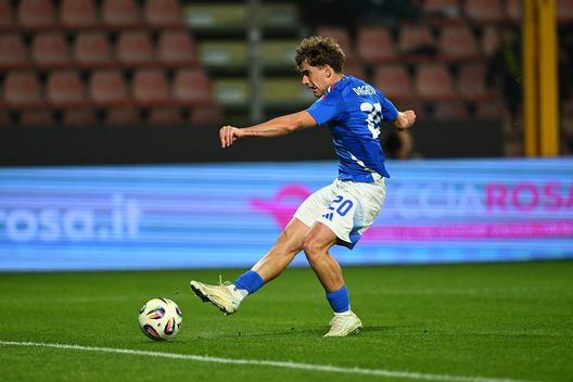 CREMONA, ITALIA - 14 OTTOBRE: Matteo Dagasso dell'Italia segna il gol dell'1-0 durante la partita di qualificazione agli Europei UEFA Under 21 tra Italia e Armenia allo Stadio Giovanni Zini il 14 ottobre 2025 a Cremona, Italia. (Foto di Marco M. Mantovani/Getty Images) Venezia, Dagasso: “Progetto importante e ambizioso qui. Col Pescara gara speciale”- immagine 2