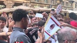 Milan, entusiasmo senza limiti dei tifosi per Nkunku e Odogu