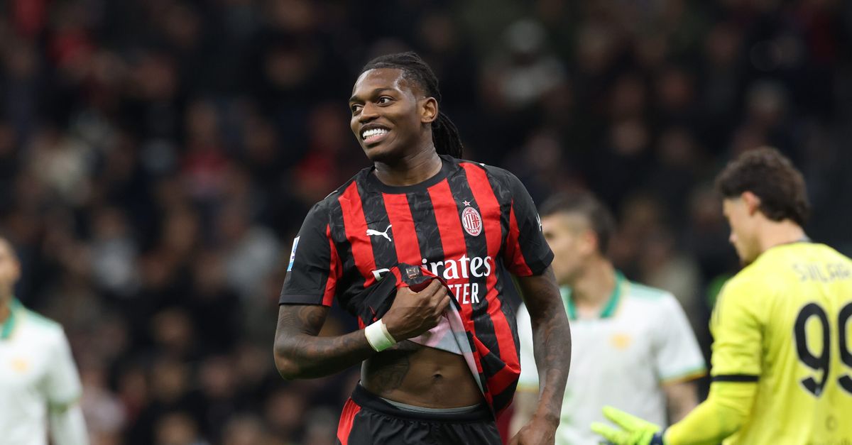 Milan Roma, Leao: “Sono a disposizione della squadra. Orgogliosi per la vittoria” Milan Roma, Leao: “Sono a disposizione della squadra. Orgogliosi per la vittoria”