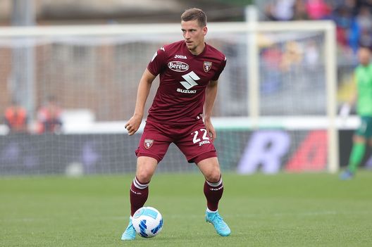 Praet, ricordate l’ex obiettivo della Fiorentina? Lascia la Premier, va in Belgio- immagine 2