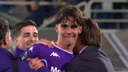 VIDEO – Calcio e amore per la Fiorentina: Braschi si commuove sotto la Fiesole