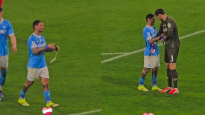 Politano esce, il capitano diventa Meret: la consegna della fascia – IL VIDEO Politano esce, il capitano diventa Meret: la consegna della fascia – IL VIDEO - immagine 1