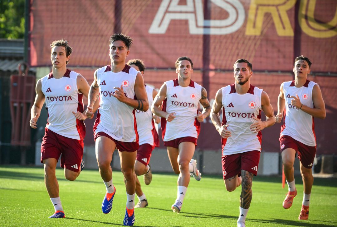 Roma, quarto giorno di ritiro a Trigoria – FOTO GALLERY - immagine 2