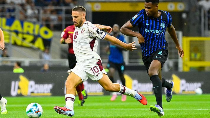 MILAN, ITALY - AUGUST 25: Nikola Vlasic of Torino FC during the Serie A match between FC Internazionale and Torino FC at Giuseppe Meazza Stadium on August 25, 2025 in Milan, Italy. (Photo by Stefano Guidi - Torino FC/Torino FC 1906 via Getty Images) Inter-Torino in Coppa Italia: i precedenti tra i due club nella competizione - immagine 1