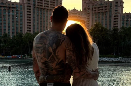 Fiocco rosa per Theo Hernandez e Zoe Cristofoli, aspettano una bambina: ecco l’annuncio- immagine 4