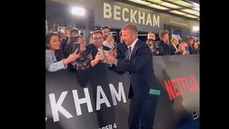 VIDEO / Beckham, l’affetto dei tifosi alla presentazione del docu-film di Netflix