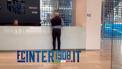 VIDEO FCIN1908 / Rinnovo Inzaghi, l’arrivo dell’agente Tinti nella sede dell’Inter