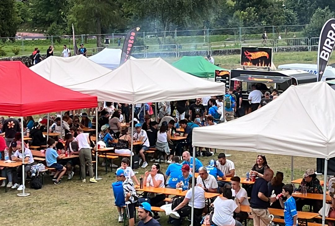 GALLERY Dimaro, quanti tifosi all’area eventi: atteso il pienone per stasera - immagine 5