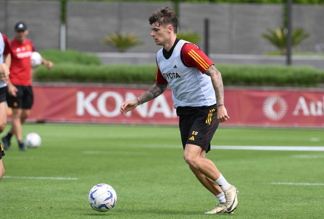 Verso Roma-Genoa, l’allenamento a Trigoria: individuale per Dybala – FOTO GALLERY - immagine 24