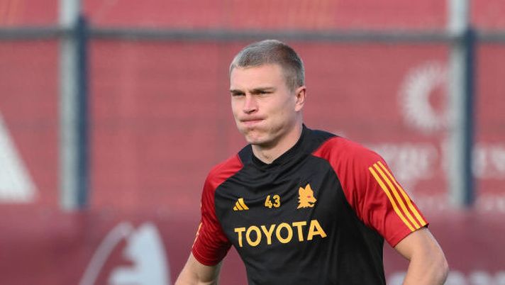 Trigoria, Lesione Alla Coscia Sinistra Per Kristensen. Lavoro ...