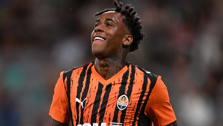 Kevin piace molto sia al Napoli che alla Roma: lo Shakthar Donetsk alza un primo muro. I dettagli rivelati da Marco Giordano via X. kevin napoli