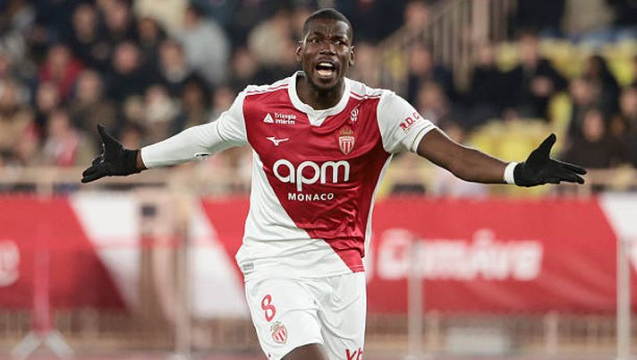 MONACO, MONACO - NOVEMBER 29: Paul Pogba of Monaco during the Ligue 1 McDonald's football match between AS Monaco (ASM) and Paris Saint-Germain (PSG) at Stade Louis II on November 29, 2025 in Monaco, Monaco. (Photo by Jean Catuffe/Getty Images) Pogba si rilancia con il Monaco: “Sono qui per restare a lungo” - immagine 1