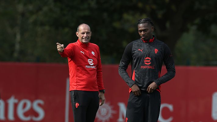 CAIRATE, ITALY - OCTOBER 03: Head coach AC Milan Massimiliano Allegri and Rafael Leao react during AC Milan training session at Milanello on October 03, 2025 in Cairate, Italy. (Photo by Claudio Villa/AC Milan via Getty Images)  Allegri