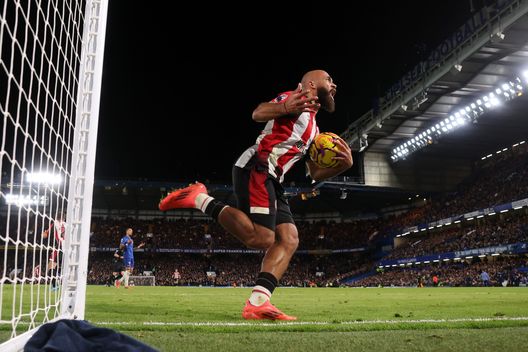 Brentford, sconto del 20% per i tifosi che viaggeranno in treno in trasferta- immagine 5