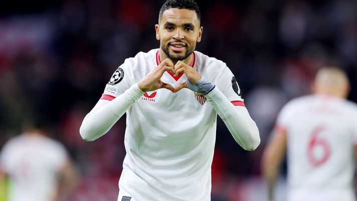 Bomber volante. La Roma insiste: En-Nesyri in attacco. Salta più di Ronaldo - immagine 1