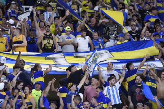 Follia in Argentina, l’arbitro Merlos viene minacciato con una pistola negli spogliatoi- immagine 3