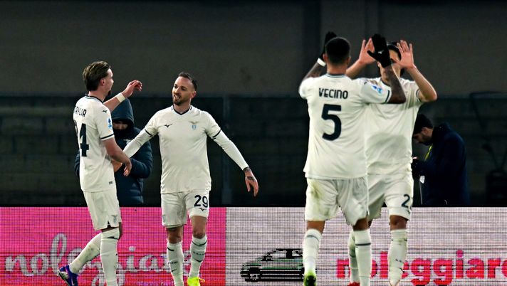 Serie A, Lazio corsara a Verona: decide un autogol di Nelsson. Scaligeri ultimi - immagine 1