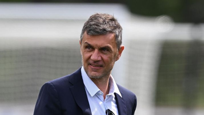 Paolo Maldini ex capitano e leggenda del Milan | (Getty Images) Milan, la 'profezia' di Paolo Maldini è più attuale che mai: ora serve cambiare