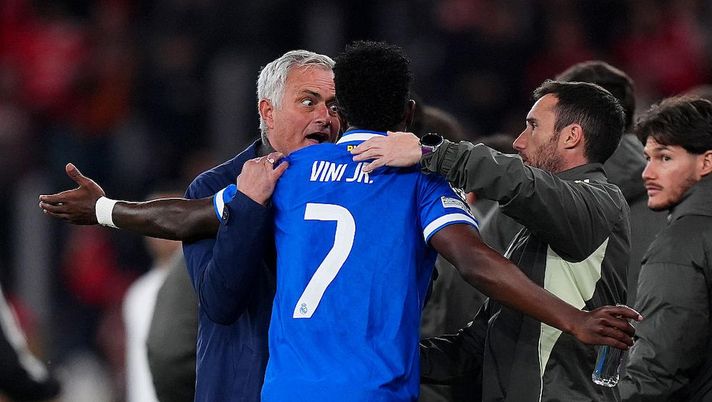 Getty Images In Spagna Mourinho non mette tutti d’accordo. “Il Real non ha bisogno di un piagnucolone” - immagine 1