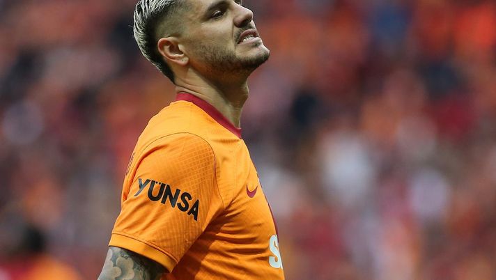 Amico di Icardi rivela: “Una proposta di Wanda lo ha fatto arrabbiare. Preoccupato per…” Amico di Icardi rivela: “Una proposta di Wanda lo ha fatto arrabbiare. Preoccupato per…” - immagine 1