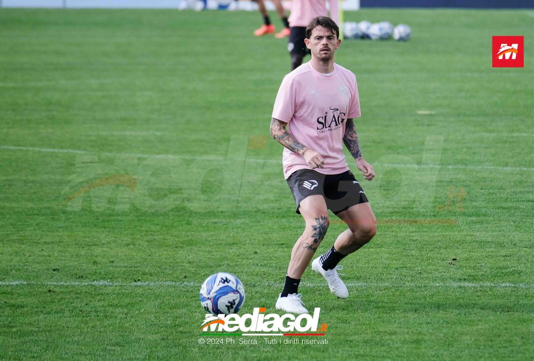 FOTO Ritiro Palermo, seduta mattutina ad Aquagranda (GALLERY) - immagine 5