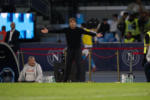 Conte è entrato nel cuore dei suoi e ha ritrovato il vecchio Napoli: le pagelle- immagine 4