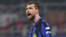 Gazzetta: “Da folli privarsi di Acerbi, Inzaghi mette la mano sul fuoco e il contratto…”
