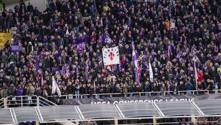 GERMOGLI PH: 2 OTTOBRE 2025 FIRENZE STADIO ARTEMIO FRANCHI CONFERENCE LEAGUE FIORENTINA VS SIGMA OLOMOUC NELLA FOTO TIFOSI IN MARATONA Numero importante di tifosi viola a San Siro: ecco quanti saranno - immagine 1