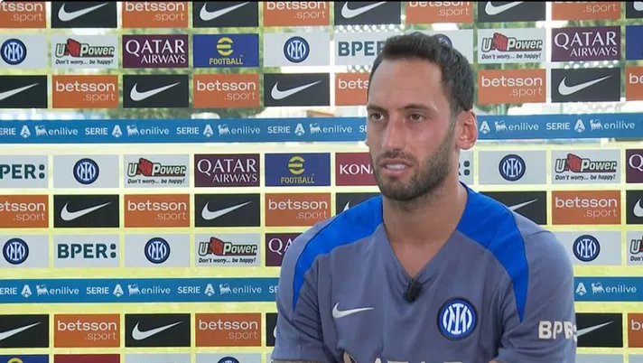 Calhanoglu: “Mai voluto lasciare l’Inter. Lautaro, Taremi e sarò felice se vinceremo tutto” - immagine 1