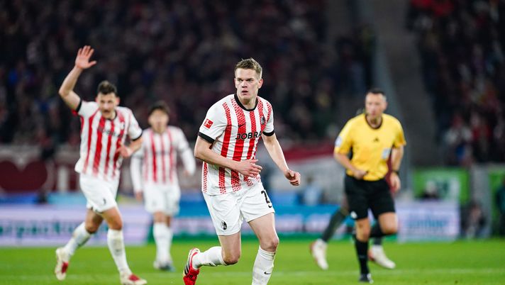 FREIBURG IM BREISGAU, GERMANY - MARCH 15: Matthias Ginter of SC Freiburg goes forward during the Bundesliga match between SC Freiburg and 1. FC Union Berlin at Europa-Park Stadion on March 15, 2026 in Freiburg im Breisgau, Germany. (Photo by Daniela Porcelli/Getty Images) St.Pauli-Friburgo: probabili formazioni e diretta live della gara - immagine 1