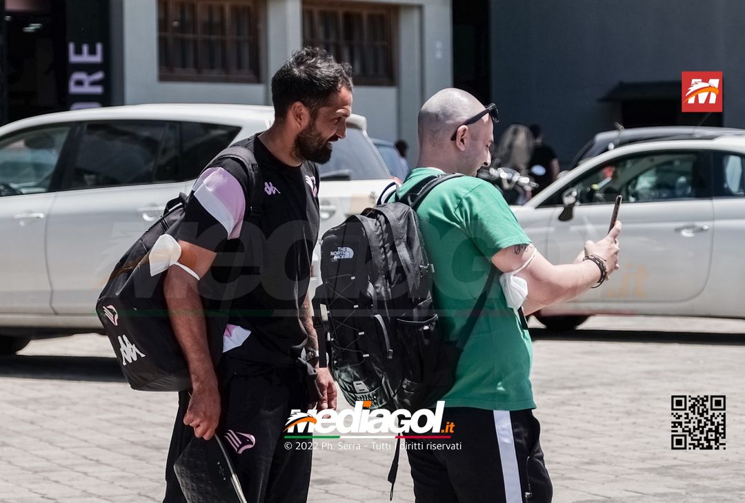 FOTO Palermo, Brunori e compagni in partenza per Chiavari: la gallery - immagine 14