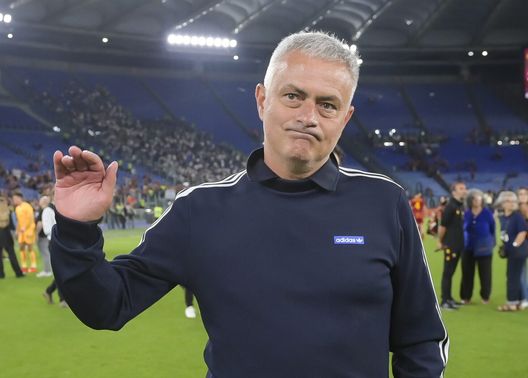 Getty Images Roma, stangata della Uefa: 4 giornate a Mourinho. Settore ospiti chiuso per una gara- immagine 2