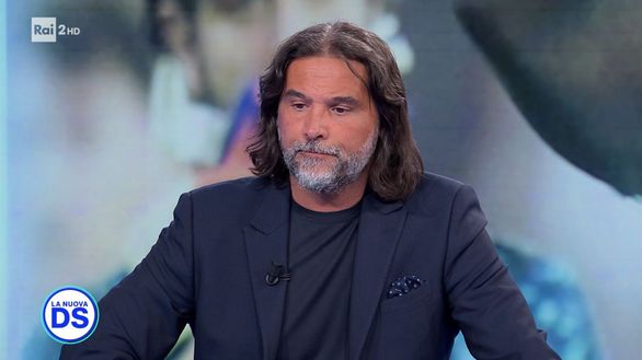 Cruciani, attacco durissimo contro Adani: “Andate a cagare con ste stronzate! Ma vuole…”- immagine 2