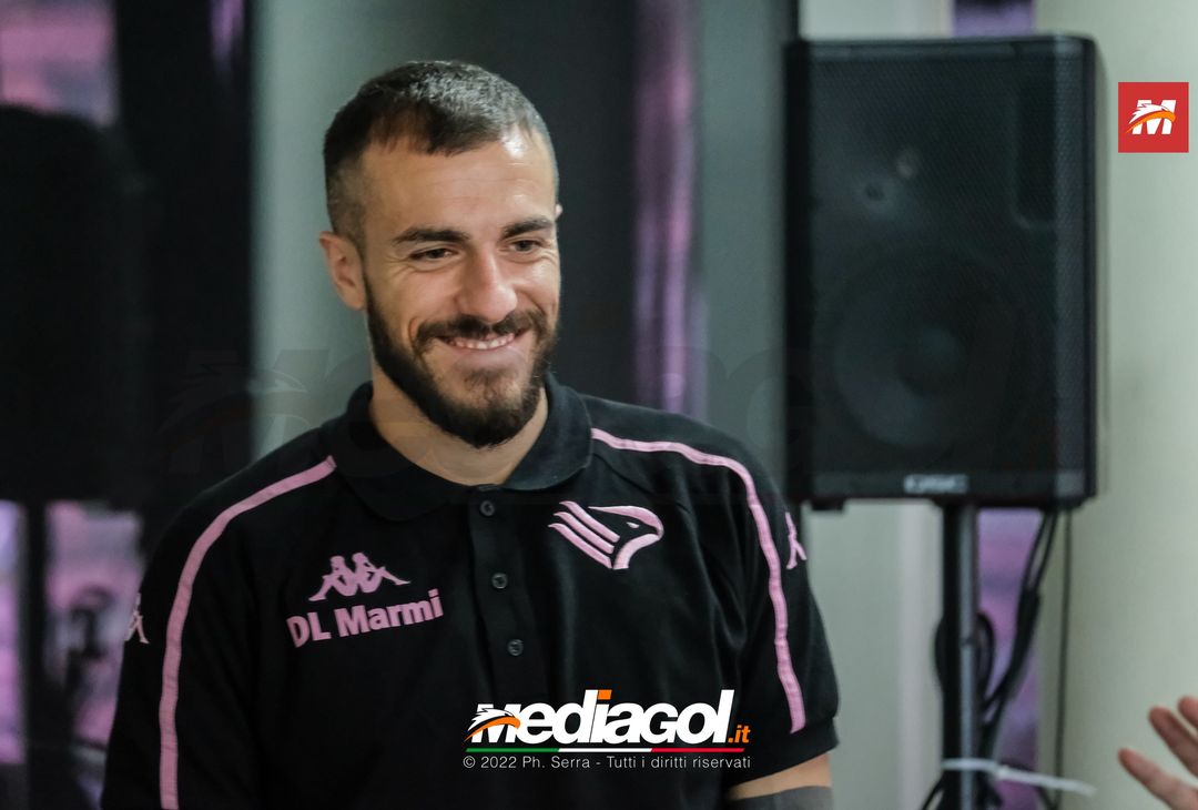 FOTO RITIRO PALERMO, la conferenza stampa di Nicola Valente (Gallery) - immagine 42