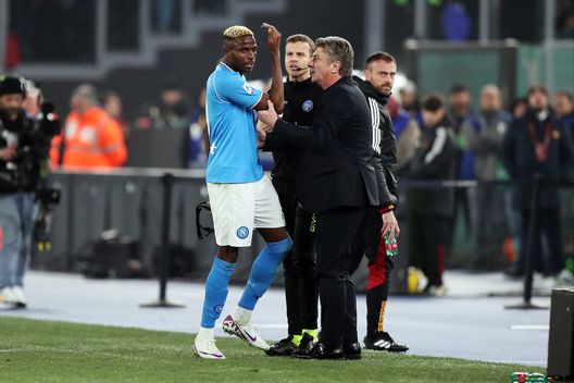 Pazzesco a Napoli, Osimhen contro l’agente di Kvara: “Pezzo di m…”- immagine 2